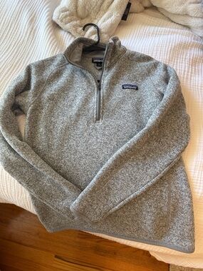 Patagonia women’s quarter zip